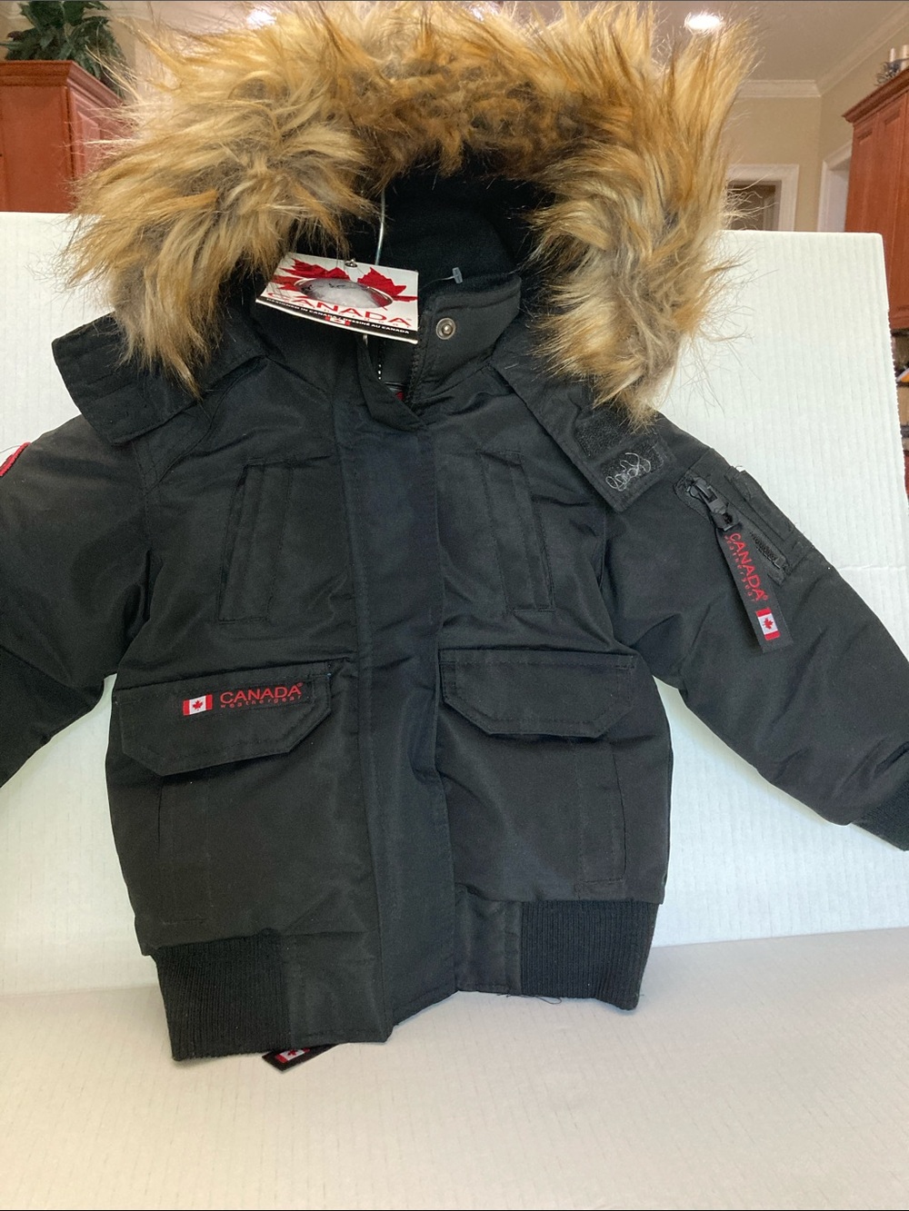 CANADA Weathergear Kids Black Parka Jacket with Faux-Fur Hood
SIZE 2 T